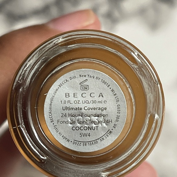Becca ultimate coverage foundation - Picture 2 of 2